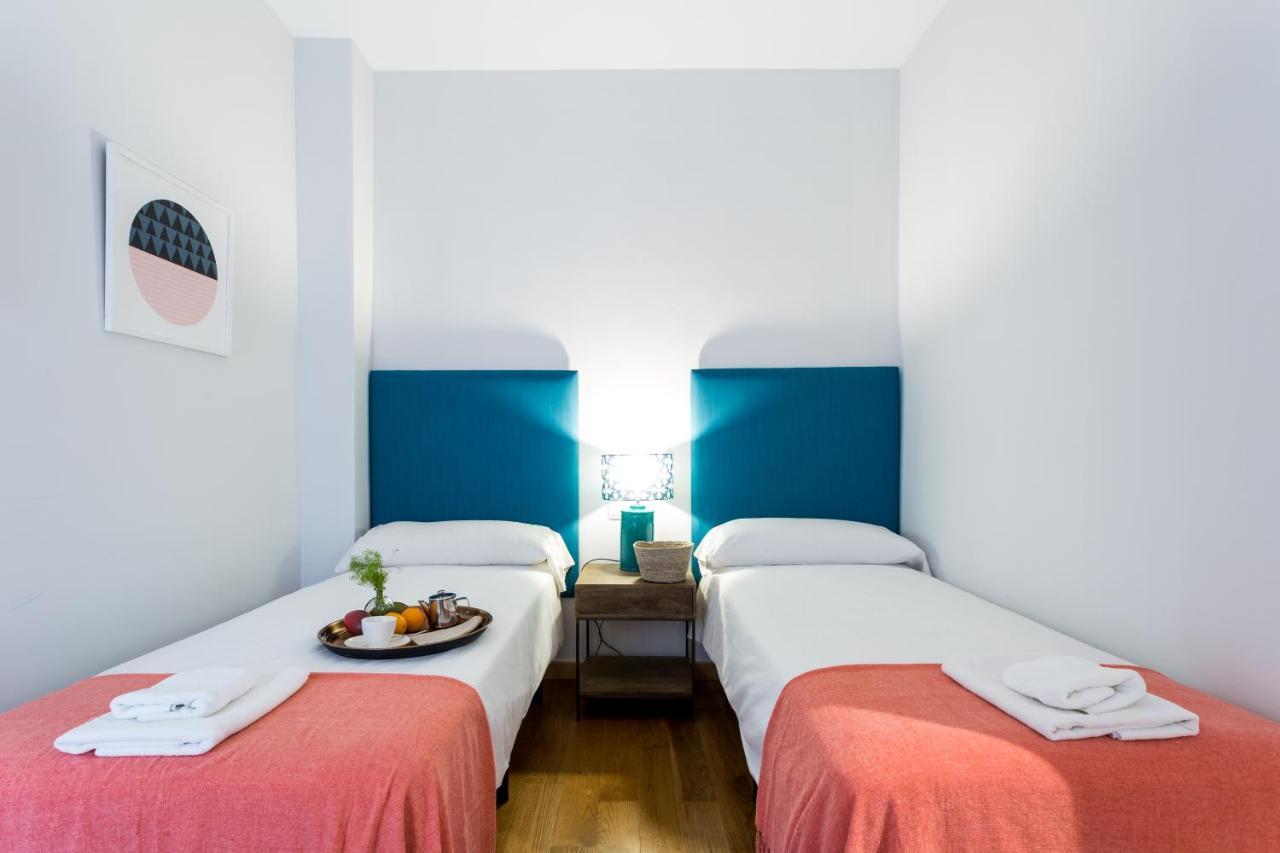 Apartamentos Rg Alameda De Hercules Sevilla Eksteriør bilde