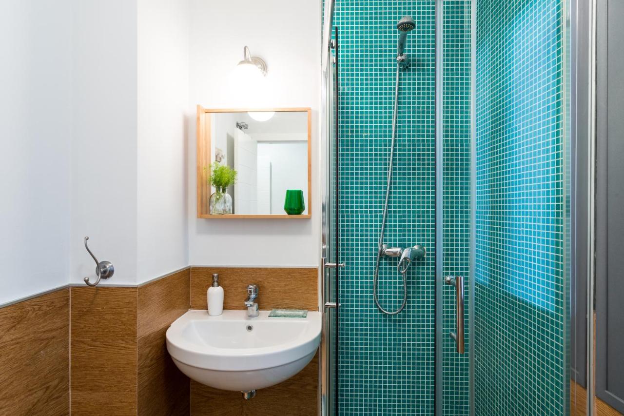 Apartamentos Rg Alameda De Hercules Sevilla Eksteriør bilde